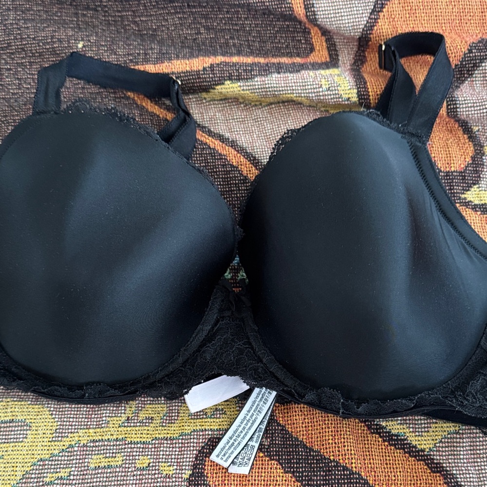 Victoria's Secret Black Dream Angels Bra